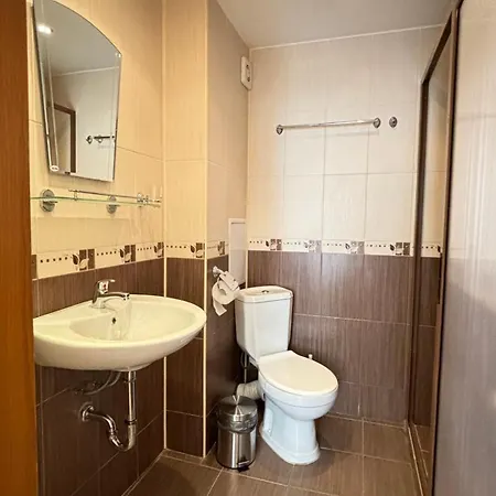 Apartament With Pool View *